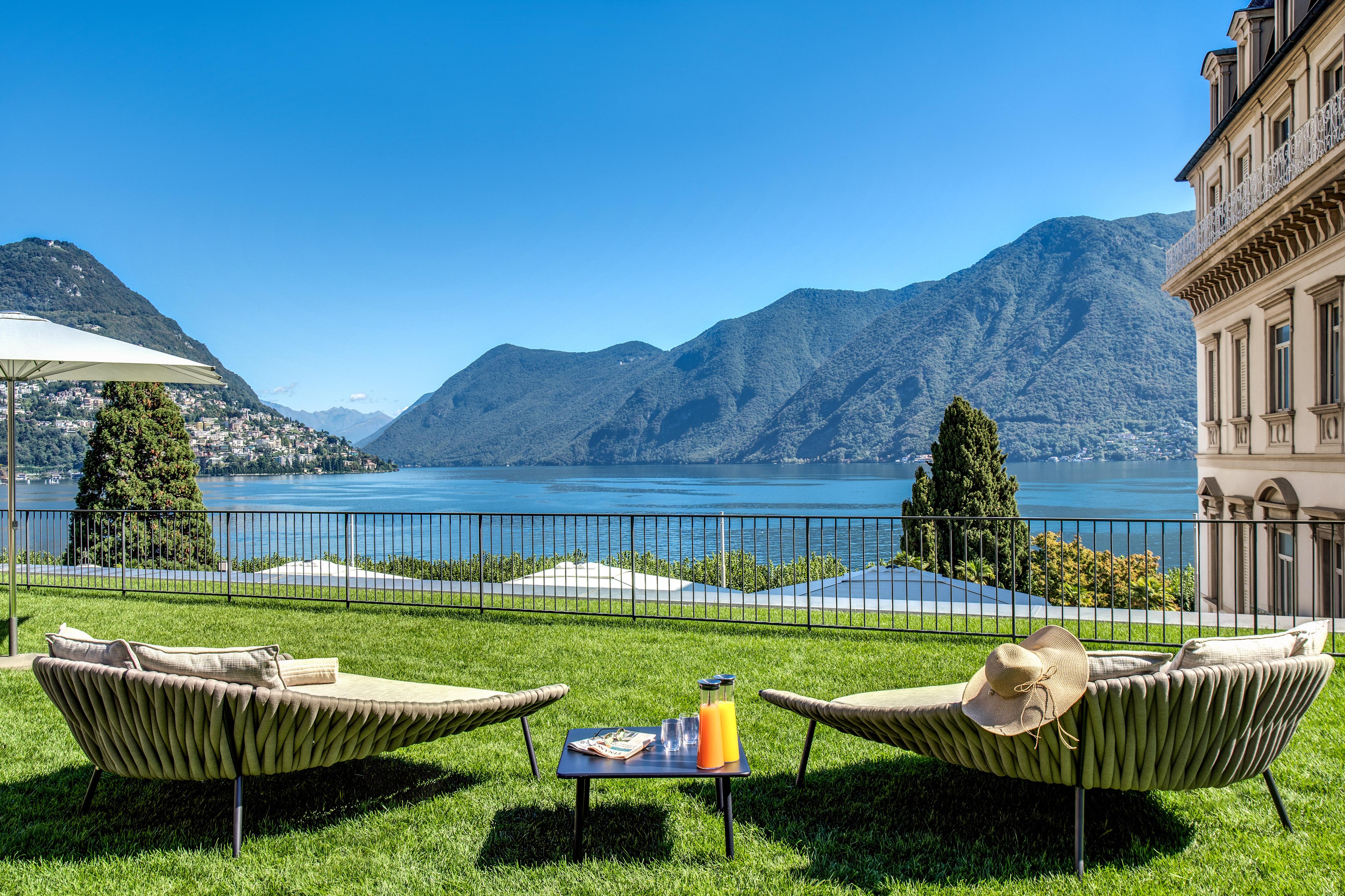 Hotel Splendide Royal Lugano Exterior foto The Lake Como view from the hotel