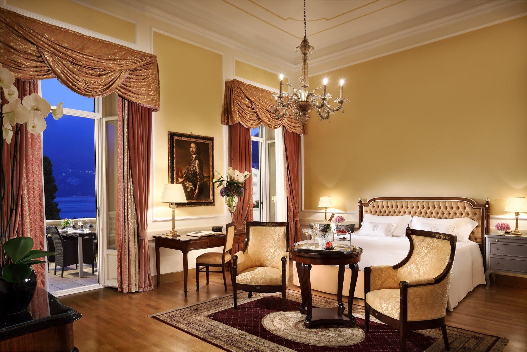 Hotel Splendide Royal Lugano Exterior foto A suite at the hotel